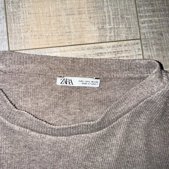 Zara Long Sleeve Beige Crewneck Shirt Men's Large - Picture 2 of 3